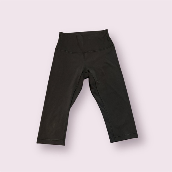 Lululemon Wunder Under Leggings Cropped - Picture 2 of 4